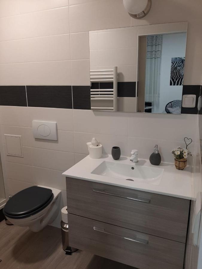 Appartement T1 Hyper Centre Place De La Victoire Bordeaux Kültér fotó